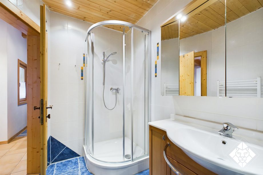 Attraktives Mitarbeiterhaus in Ellmau mit 9 Apartments zu Mieten!