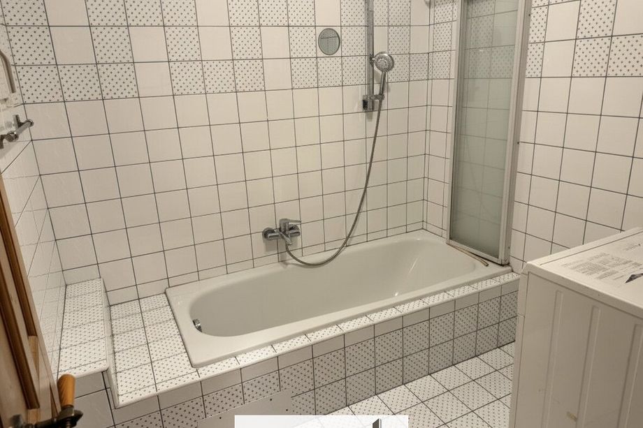 3-Zimmer-Wohnung in ruhiger Lage in Wels mit Balkon, Tiefgarage