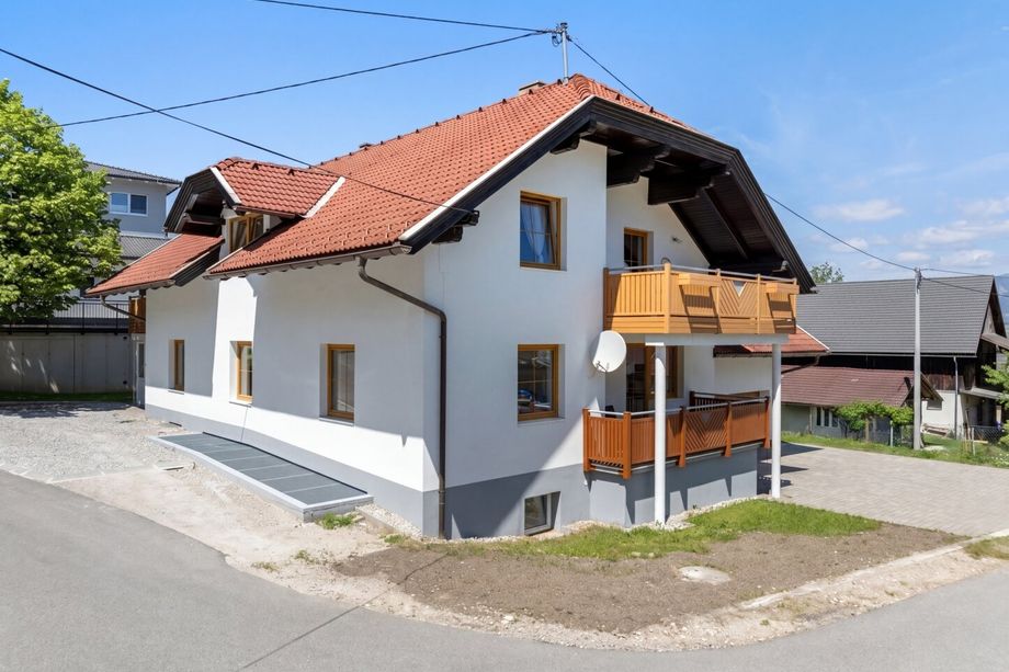 Pogöriach: Mehrfamilienhaus ++++ Sonniges Zinshaus in Faaker See Nähe ++++