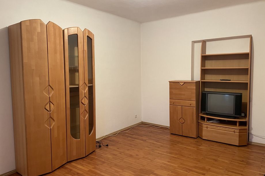 Zentrales Wohnhaus - Drei Einheiten - Attraktives Anlage,- bzw. Entwicklungspotenzial - Ideal für Vermietung, Entwicklung oder Eigennutzung