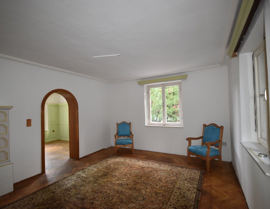 "LEOPOLDSKRON - Kleines gediegenes Einfamilienhaus mit uneinsehbaren Garten"