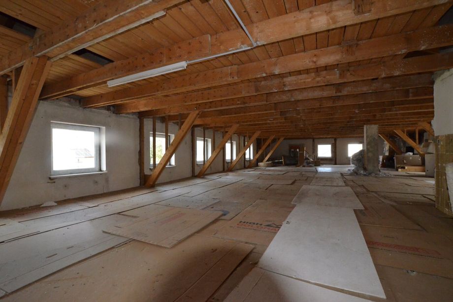 Geschäfts- u. Wohnobjekt mit Potential vis a vis Top-Sparmarkt - Zentrum Unterweissenbach (Baurecht oder Superädifikat)