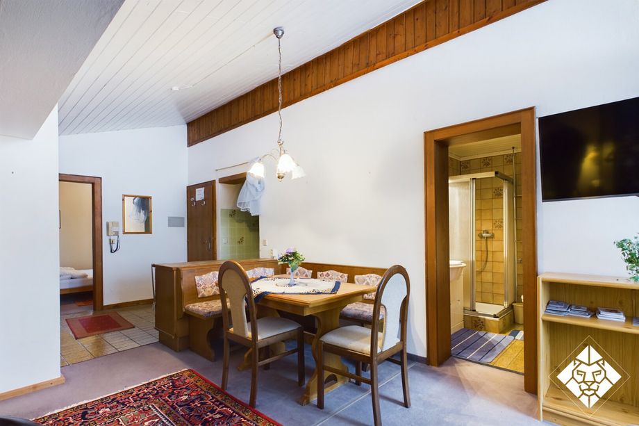 Attraktives Mitarbeiterhaus in Ellmau mit 9 Apartments zu Mieten!