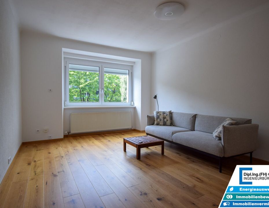 KERNSANIERT - Helle 57 m²-Wohnung mit großem Gemeinschaftsgarten in Top-Lage - Straßenbahn vor der Tür