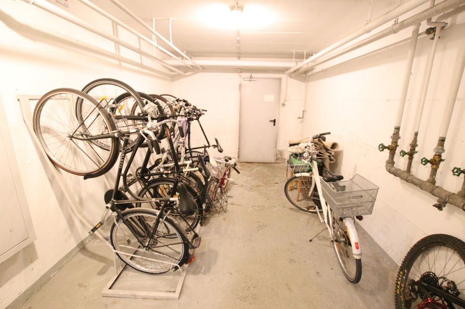 Sanierungsbedürftige aber super aufgeteilte 4 Zi Wohnung mit 112m² in Waidmannsdorf - Villacherstraße