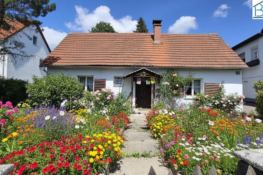 Kleines Häuschen mit schönem Grundstück - Stadtgrenze