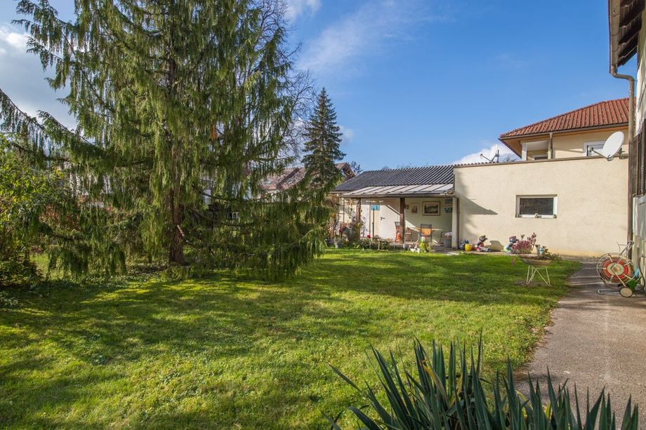 *** XL-Grundstück mit Bestandobjekt *** im UNI-Viertel von Klagenfurt am Wörther See