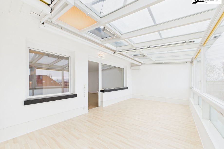 Stadtjuwel mit Weitblick - Moderne Penthouse-Wohnung im Herzen Klagenfurts