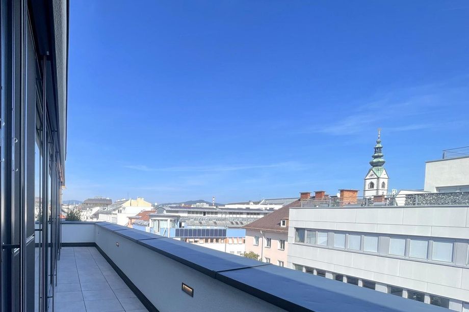 Erstbezug: Exklusives, modernes Penthouse mit ca. 90 m² Terrasse in der Klagenfurter Innenstadt
