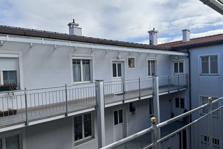 3-Zimmer-Wohnung in ruhiger Lage in Wels mit Balkon, Tiefgarage