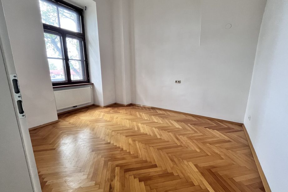 Graz-Zentrale Lage: 2 MONATE MIETFREI! Preiswerte 2-Zimmer-Wohnung mit Lift und optimaler Öffi-Anbindung!