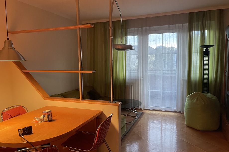 Zentrales Wohnhaus - Drei Einheiten - Attraktives Anlage,- bzw. Entwicklungspotenzial - Ideal für Vermietung, Entwicklung oder Eigennutzung