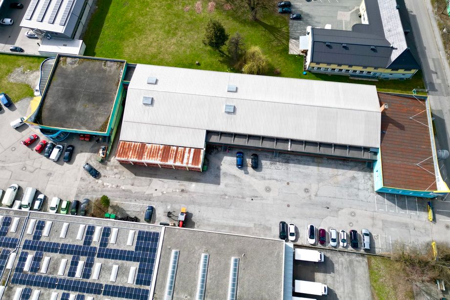 Vielseitig nutzbare Lager- und Produktionsfläche in 9500 Villach zu mieten
