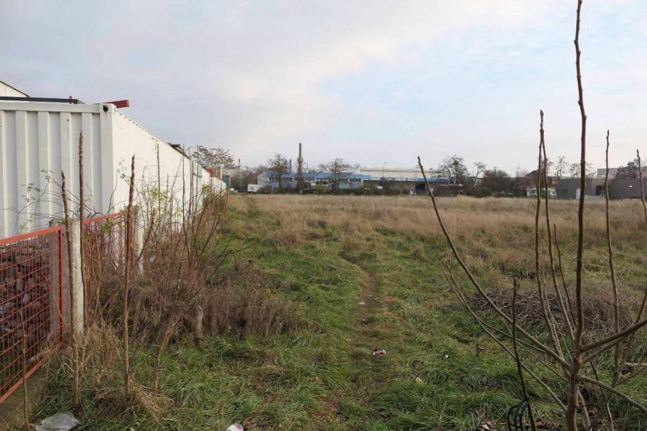 Großzügiges, unbebautes Grundstück in 1220 Wien - zu mieten