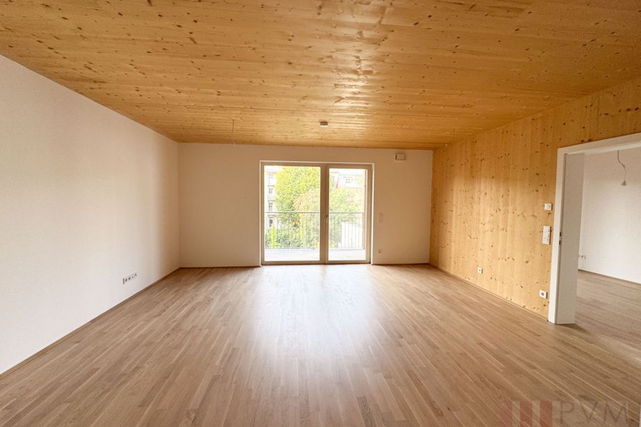 2 - ZIMMER MIT BALKON & GARTENBLICK ERSTBEZUG // ZENTRAL