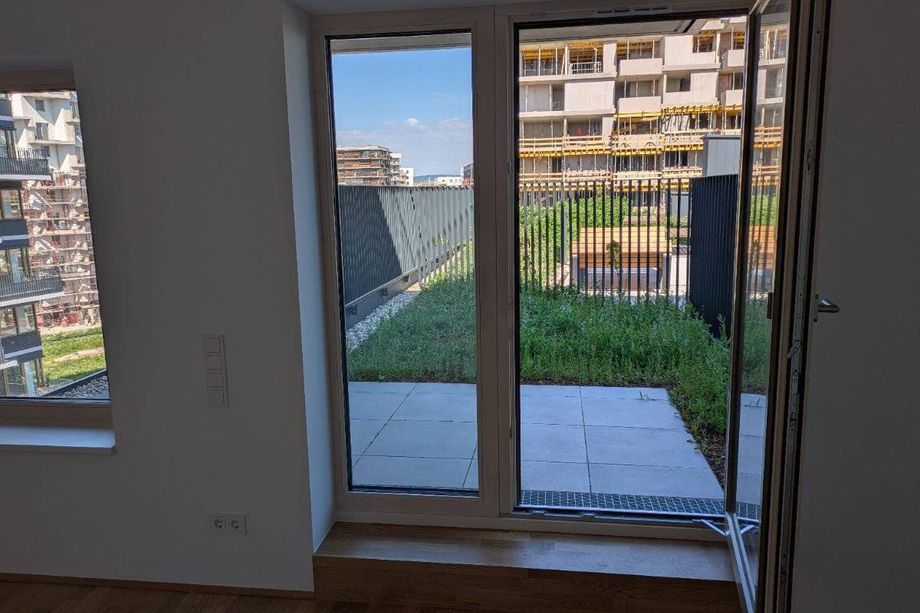 Top moderne 44m² Single-/ Pärchenwohnung mit 19m² Terrasse, Village im Dritten, Parkblick