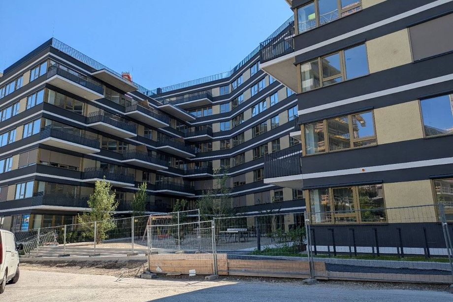 Top moderne 44m² Single-/ Pärchenwohnung mit 19m² Terrasse, Village im Dritten, Parkblick