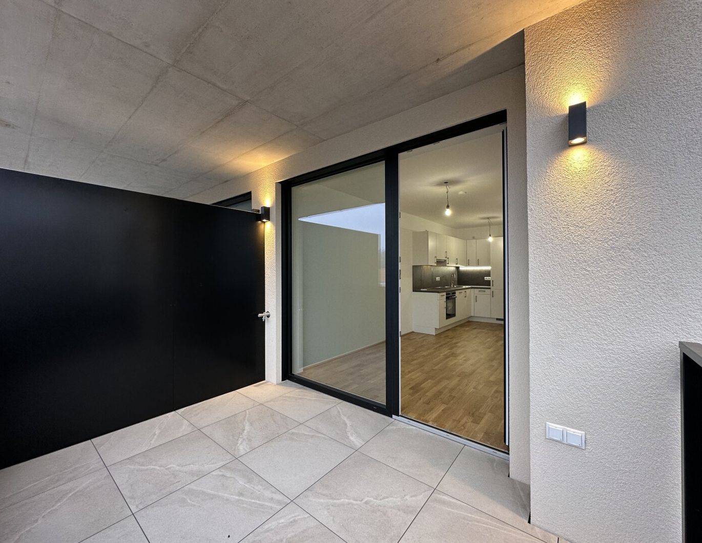 Erstbezugs 2 Zimmer Wohnung in exklusivem Neubauprojekt + TG-Stellplatz