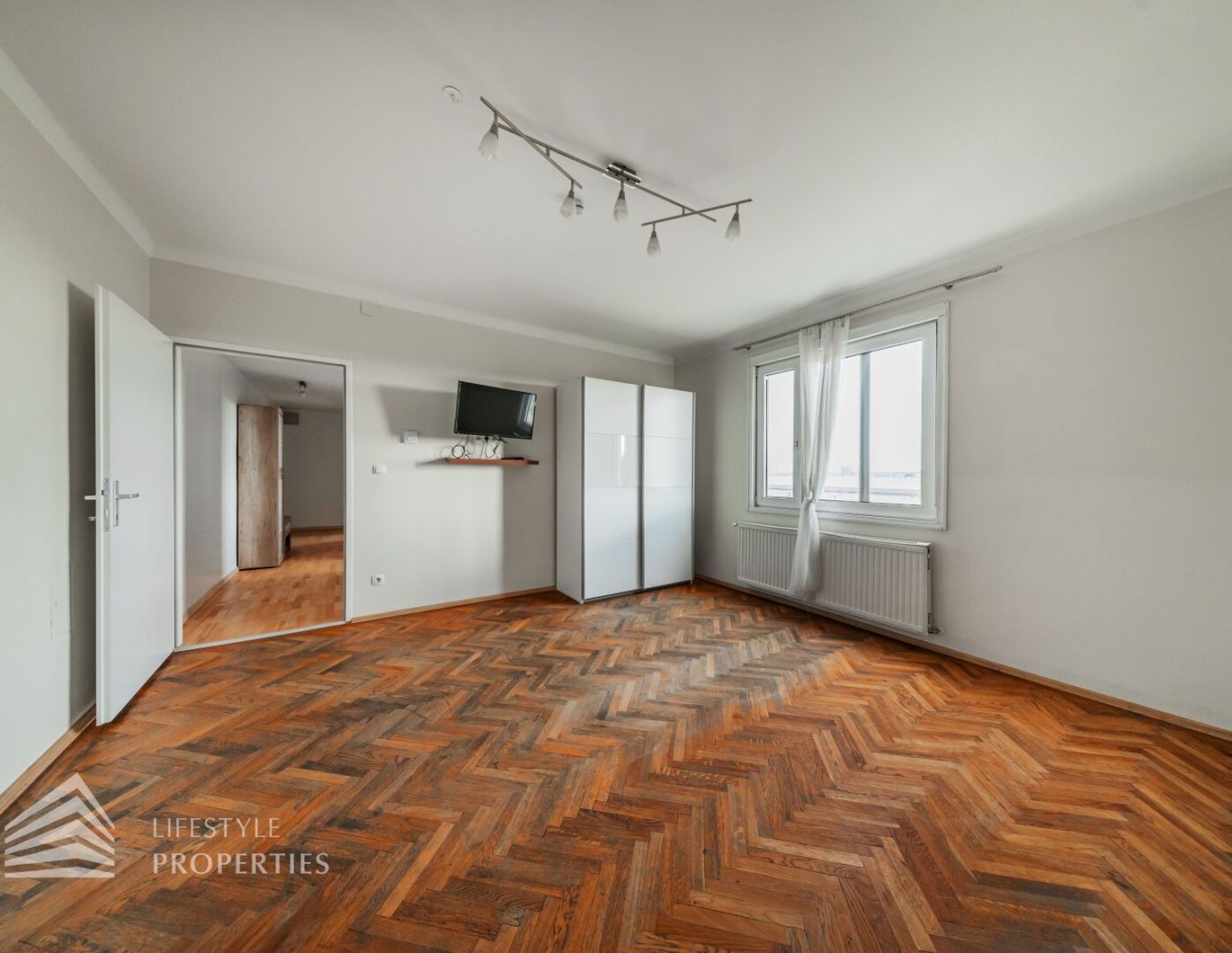 Schöne 2-Zimmer Wohnung, Nähe Meiselmarkt