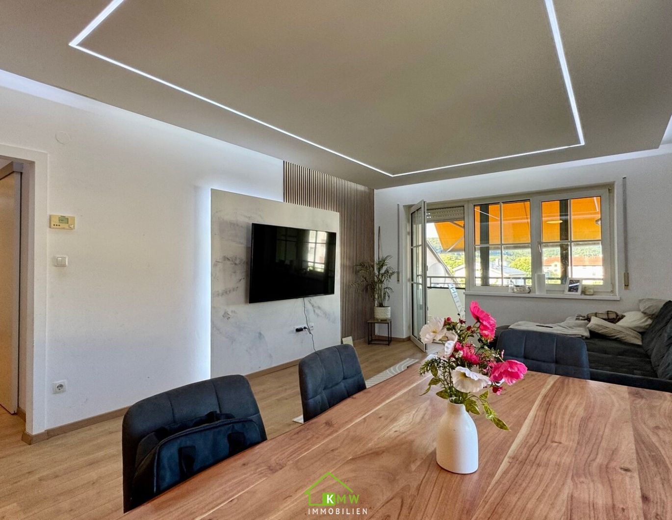 Grünblick: 3 Zimmer Eigentumswohnung mit Loggia in Ruhelage
