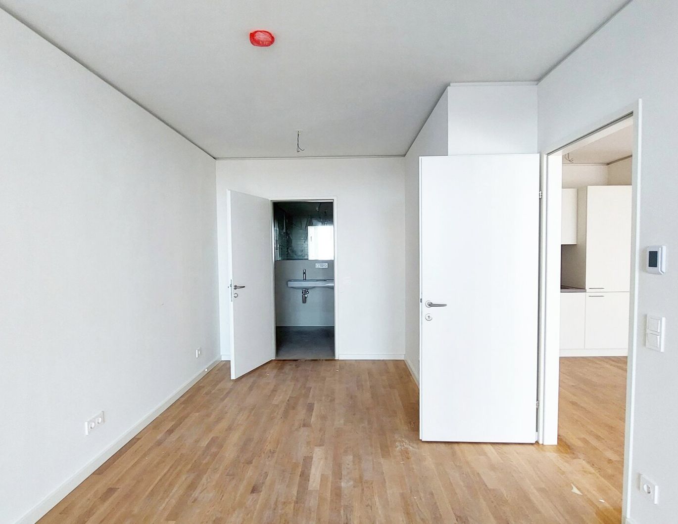 Urbaner Lifestyle - 2-Zi.-Erstbezug mit Rooftop Spa | TOWER HOMES