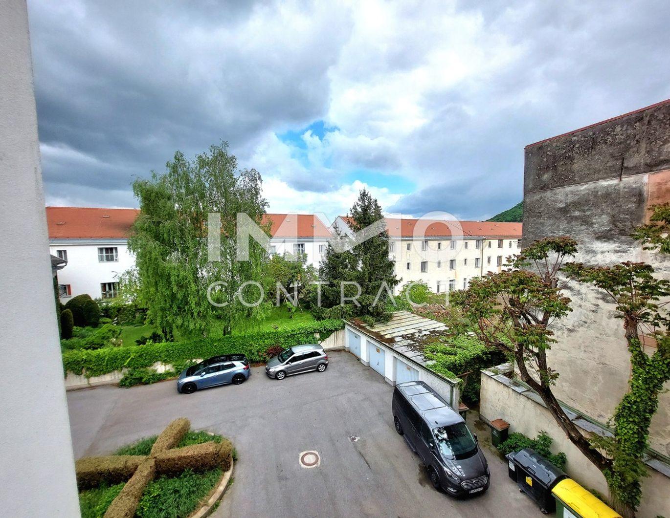 Zentrale Lage: 3-Zimmer-Wohnung mit sep. Küche