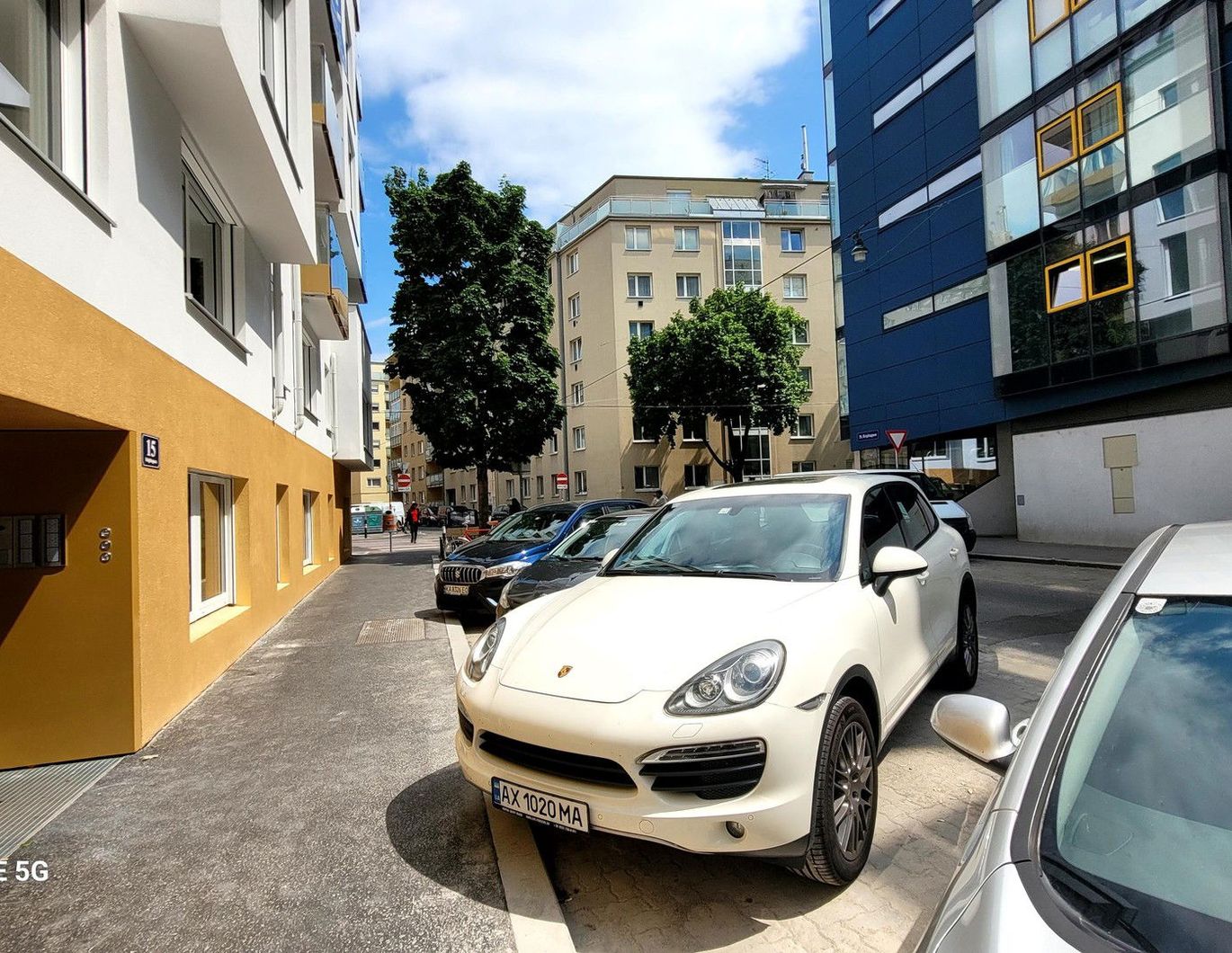 Neubau, Erstbezug, exklusive, helle und ruhige Wohnung, Erstbezug, Süd-Ostausrichtung, 1. Stock