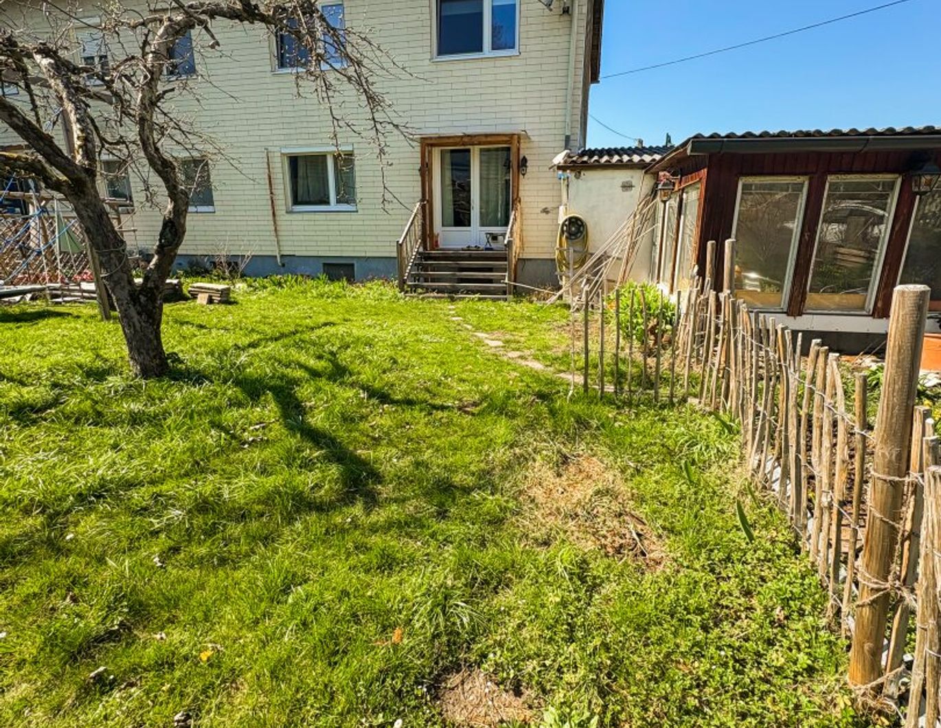 WILHERING - Renovierte 3-Zimmer Wohnung mit sehr großem Gartenanteil und vielen Extras!