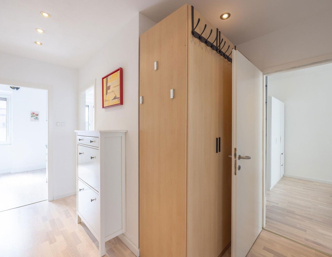 Provisionsfrei. 3 Zimmer, 65m², saniert, nahe U6 & AKH