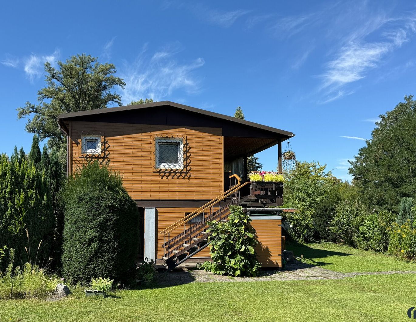 Idyllisch gelegenes Badhaus auf Doppelparzelle