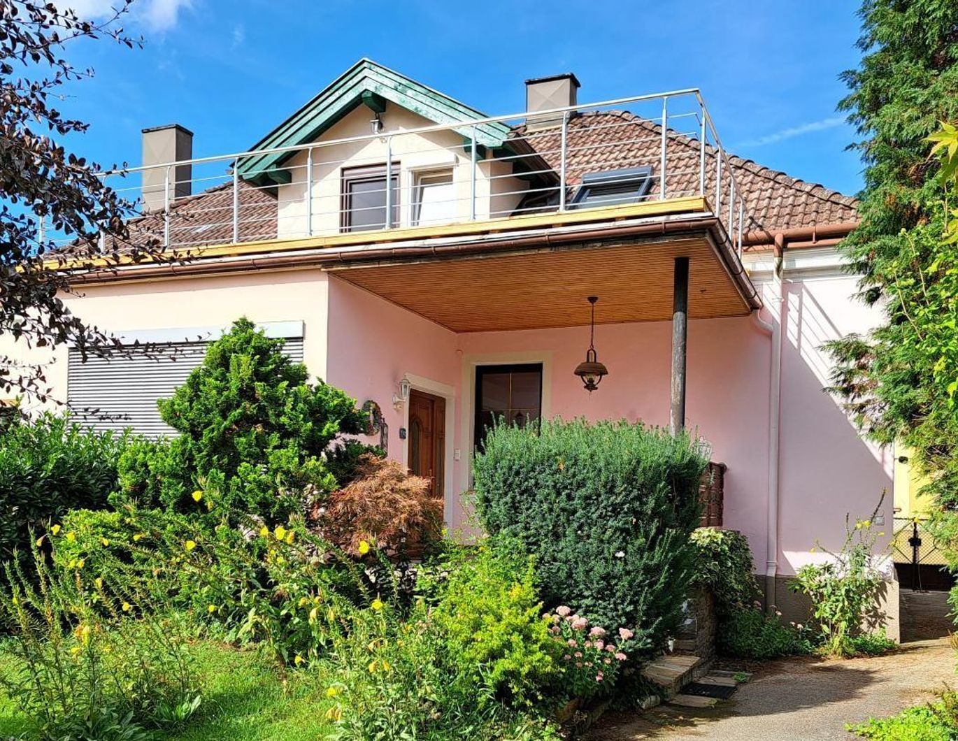 PROVISIONSFREI! Altbauflair für Mieter mit Ideen!