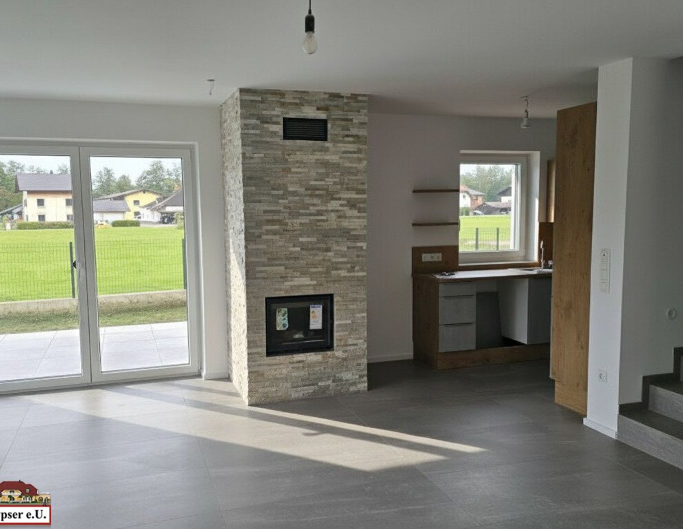 Doppelhaushälfte mit PV Anlage Erstbezug !!