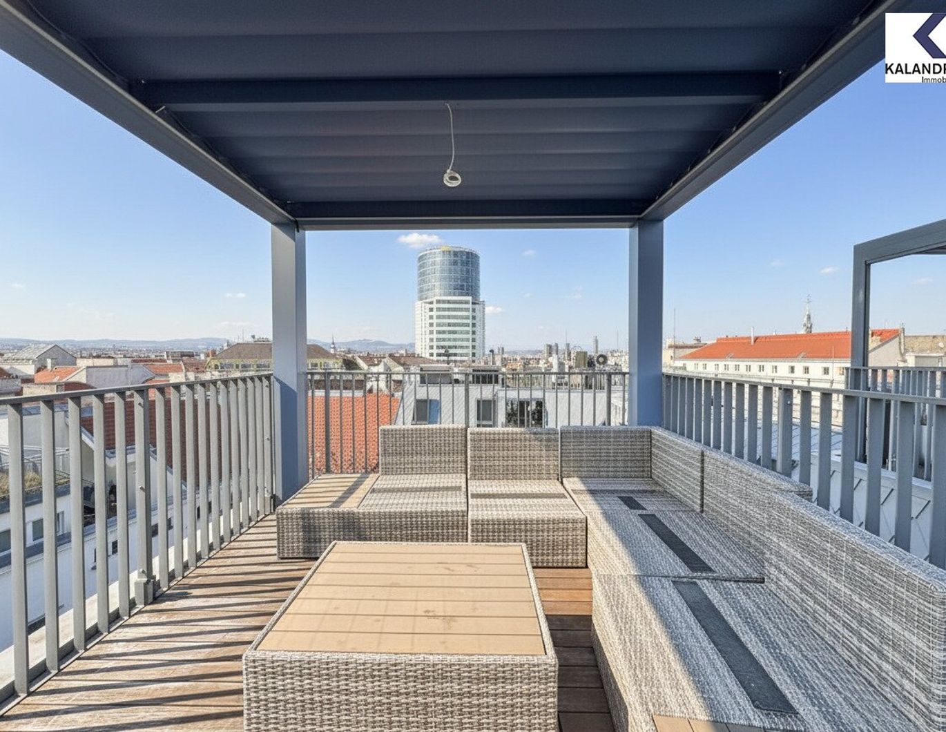 360 TOUR - PENTHOUSE mit TERRASSE NAHE UNIQA-TOWER