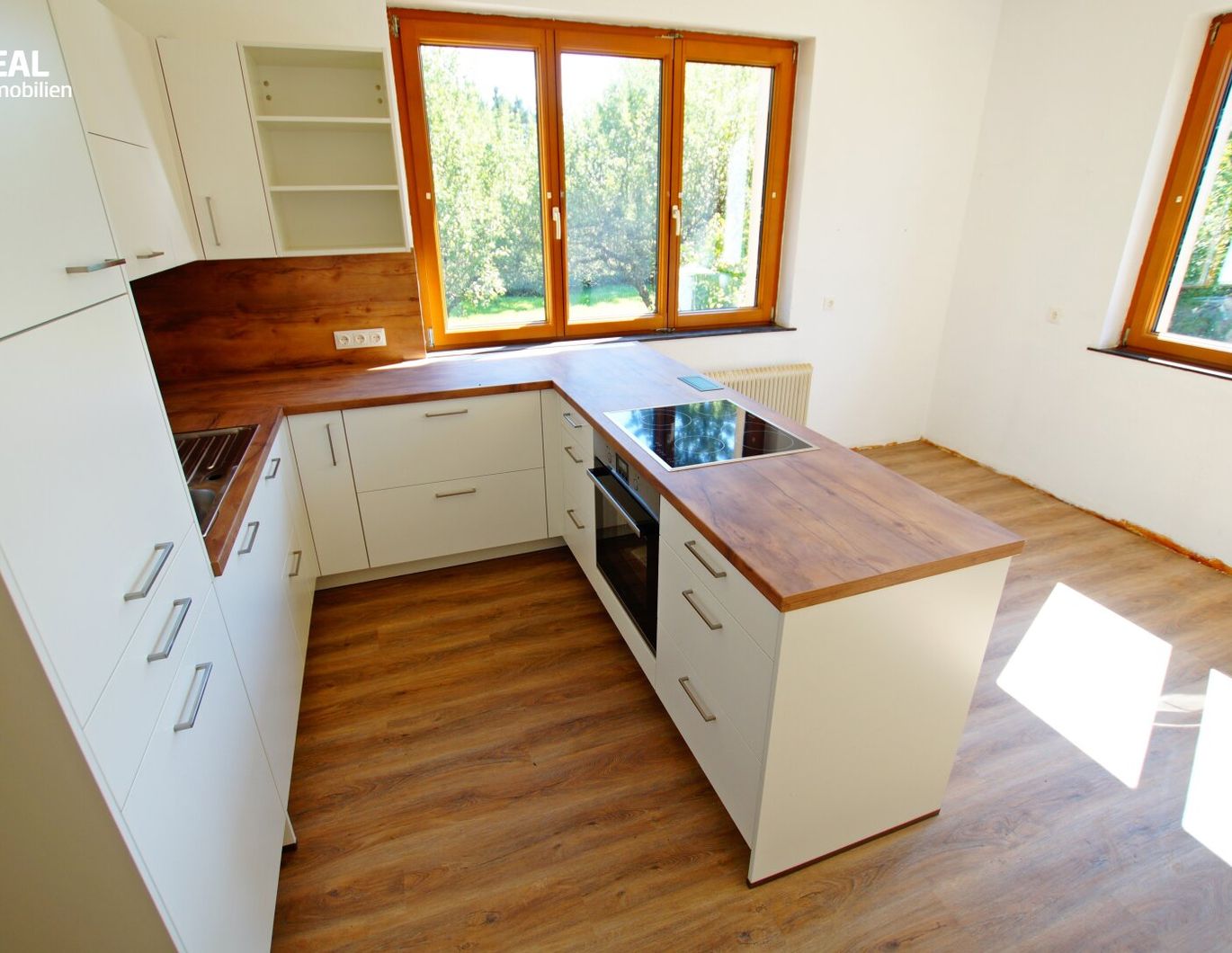 Zweifamilienhaus mit separaten Wohneinheiten zur Eigennutzung, als Investition, mit Gewerbemöglichkeit!
