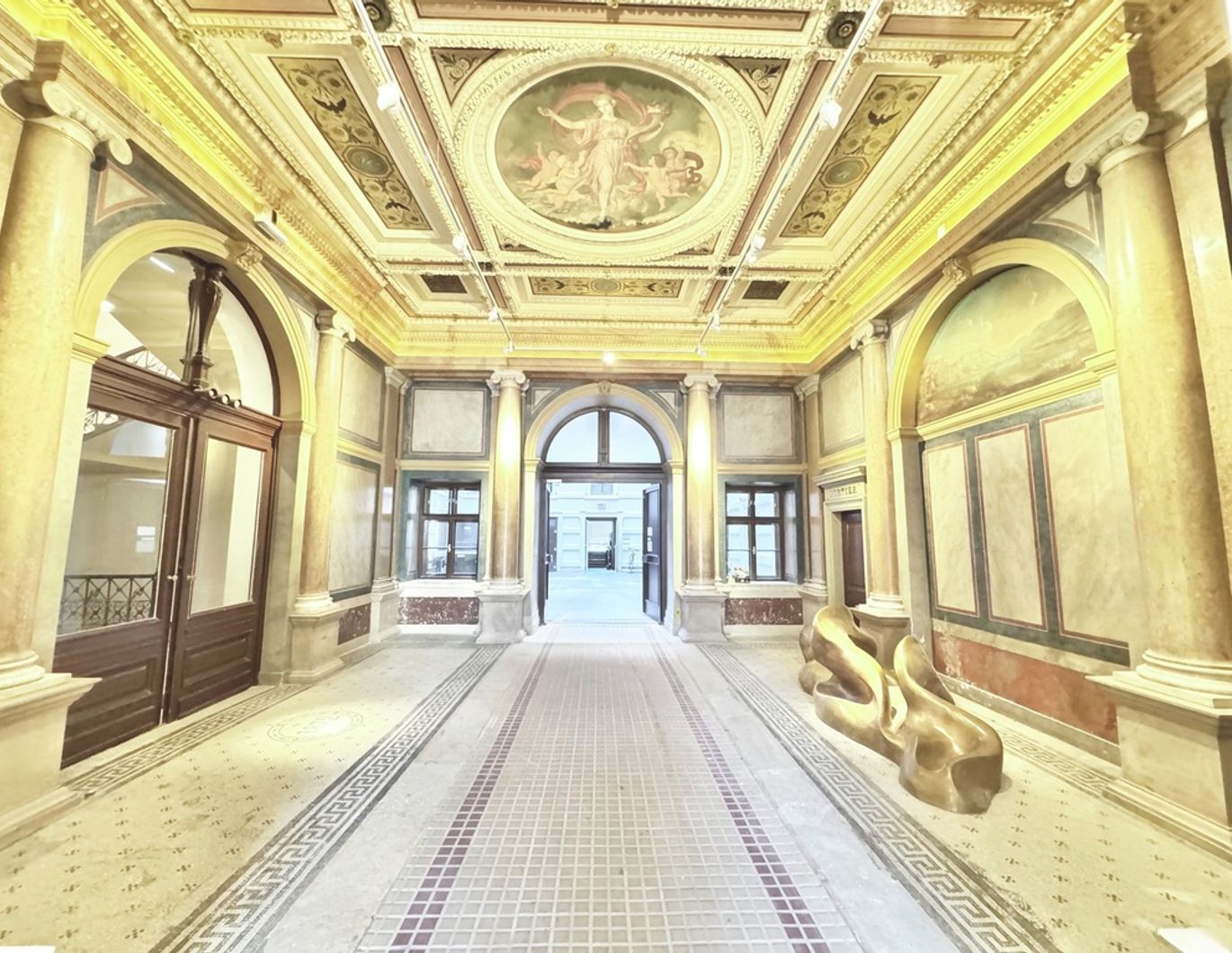 SCHOTTENRING | EINZIGARTIGE 4 ZIMMER | REPRÄSENTATIVER STILALTBAU | TOP-CITYLAGE IN U-BAHN-NÄHE