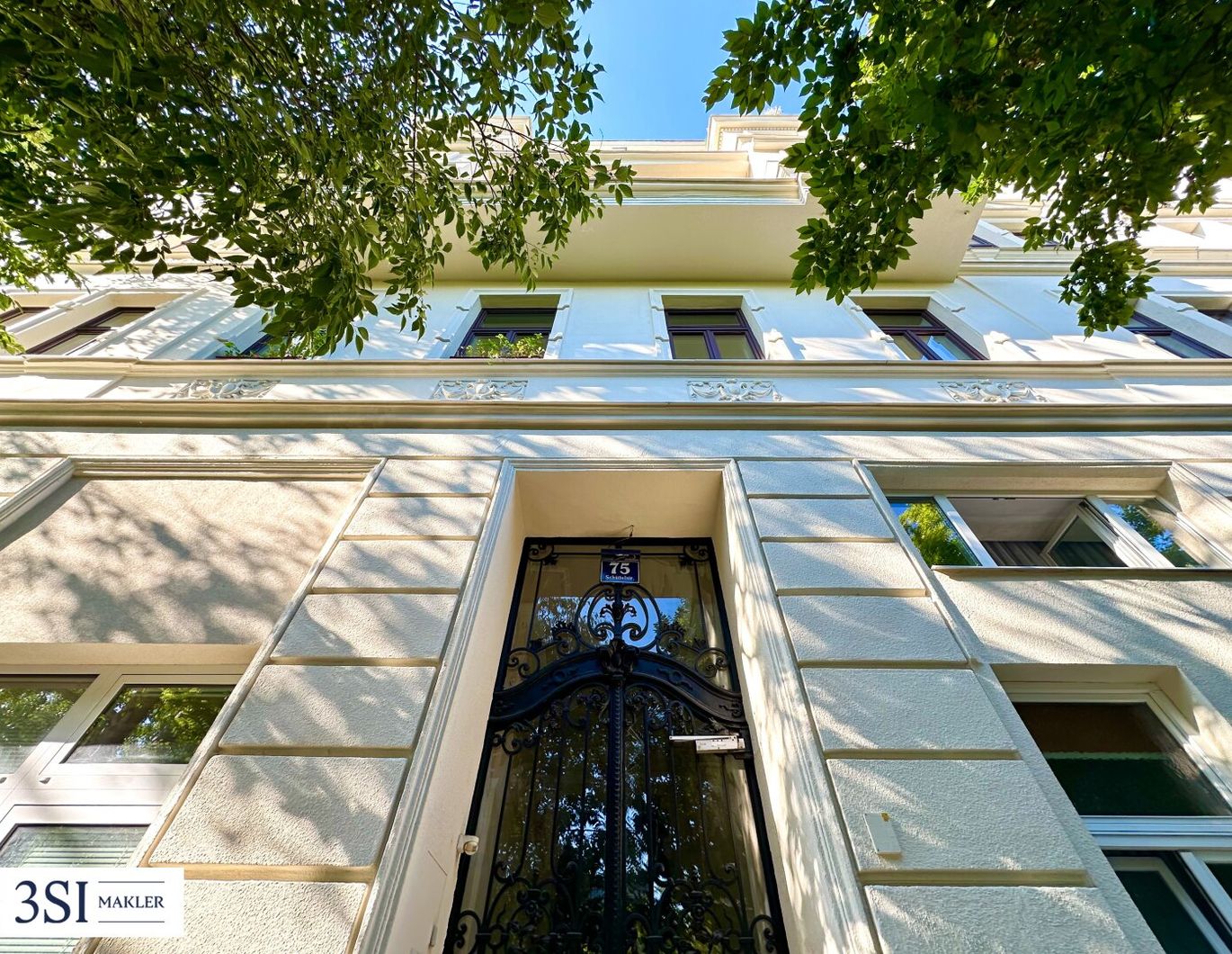 2-Zimmer-Wohnung im Stilaltbau - bereit für neue Ideen