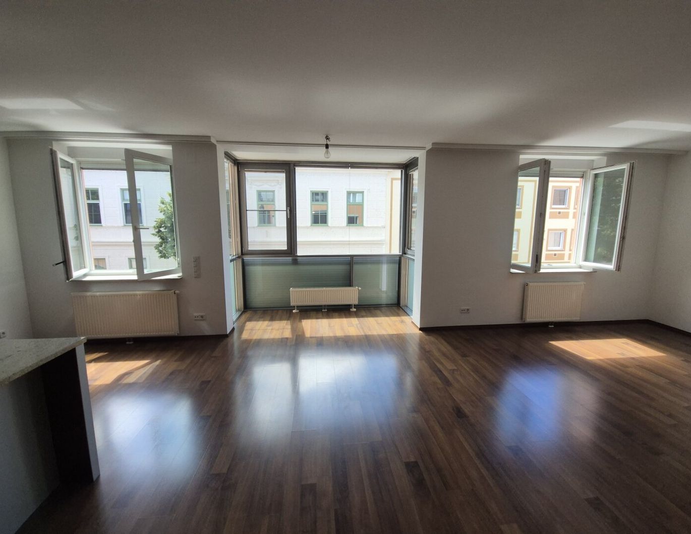 Baden Top Lage - zentrumsnah - hell - neuwertig