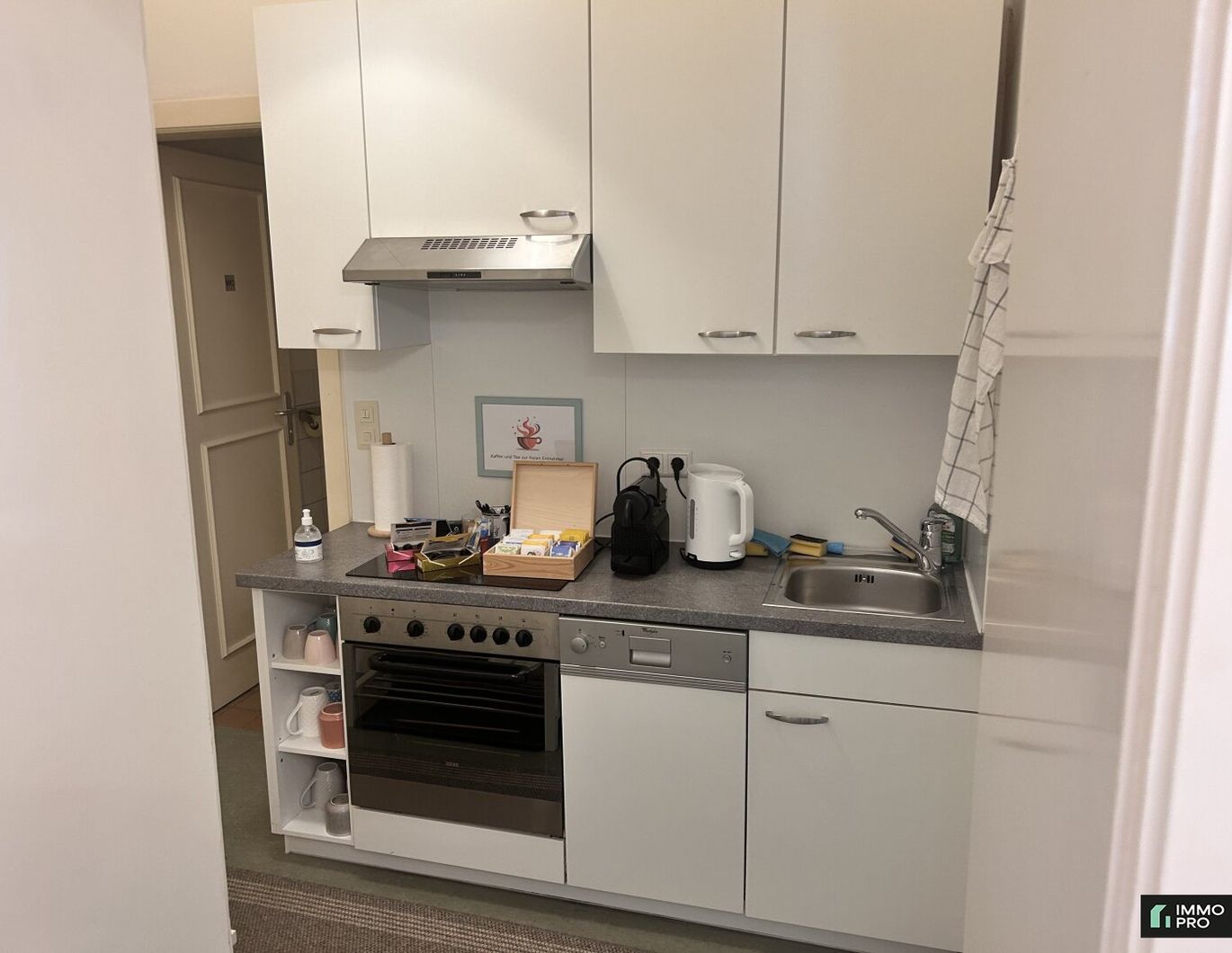 Schöne 2-Zimmer-Wohnung in zentraler Lage zu vermieten! Marburger Kai!