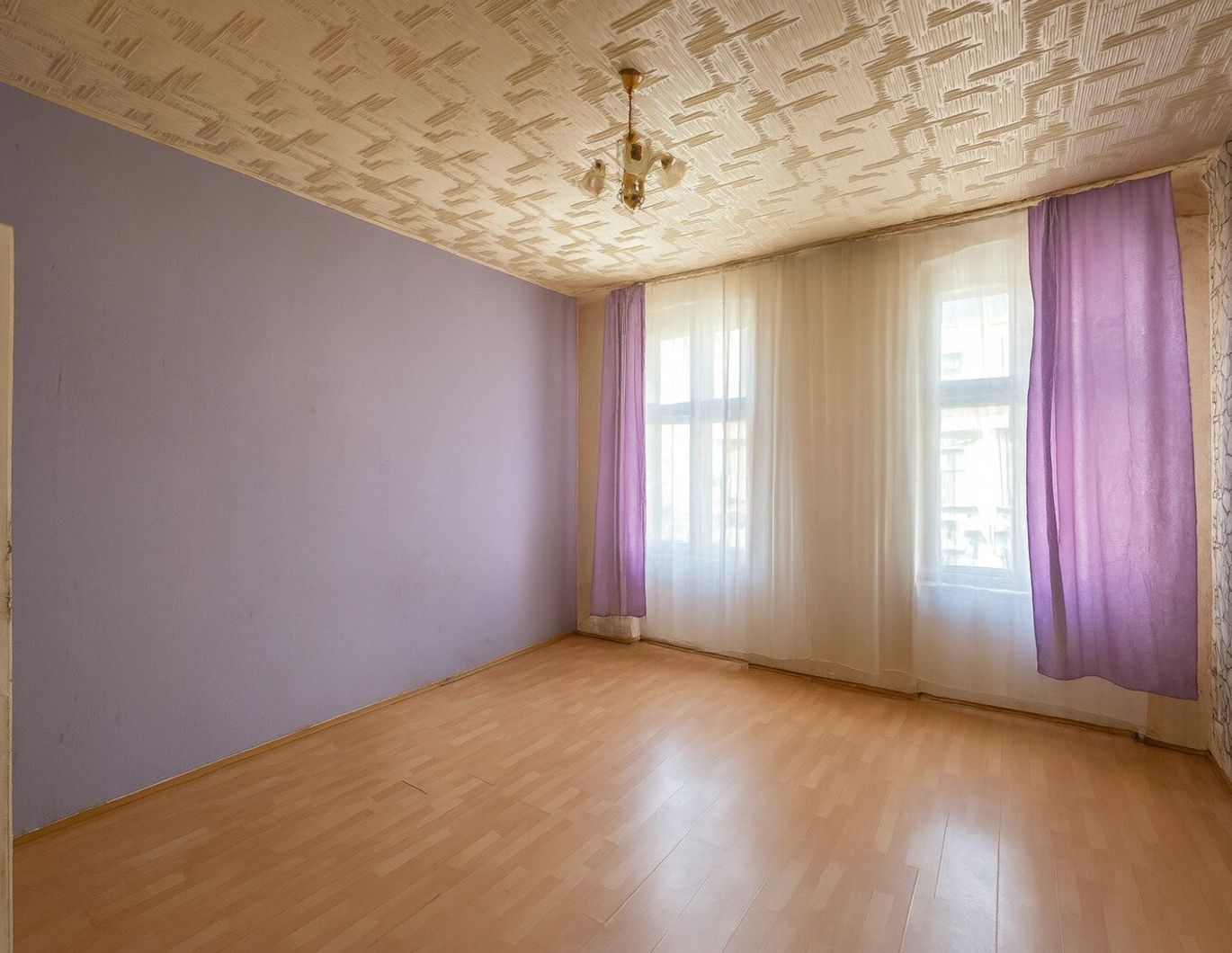 ++KOPP++ Für Kreative: 1-Zimmer Sanierungsobjekt mit vielen Möglichkeiten