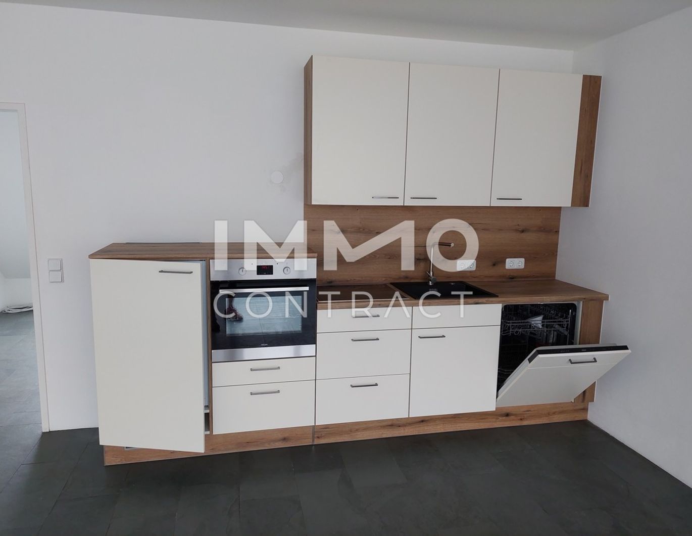 Großzügige - Terrassenwohnung / DG mit Lift im Zentrum von Amstetten