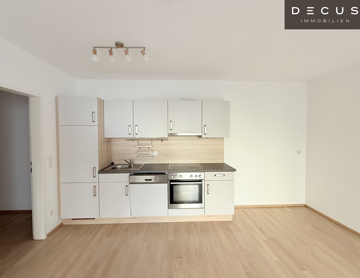 | 1. MONAT MIETZINSFREI | BETREUTES WOHNEN | AB APRIL | ZENTRUM BADEN | 3 ZIMMER | WOHNEN MIT HILFSBEREITSCHAFT