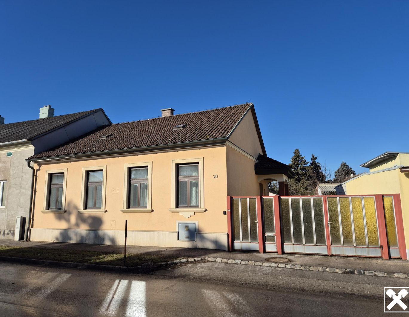 LIEGENSCHAFT MIT VIELEN MÖGLICHKEITEN