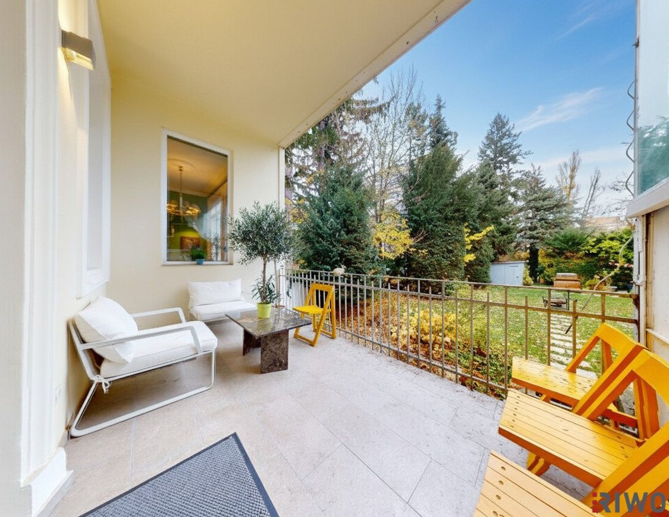 Wohnung gewidmet für die touristische Kurzzeitvermietung vor den Toren Schloss Schönbrunns | Hochwertig ausgestattete Altbauwohnung in kaiserlicher Umgebung I 360° Rundgang