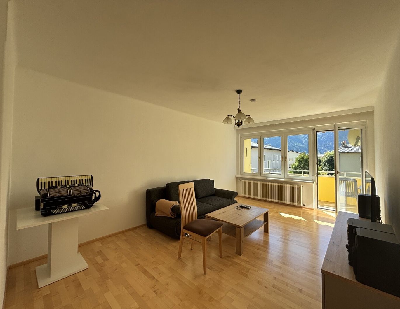 Sonnige 3-Zimmer-Eigentumswohnung mit Loggia in zentraler Lage