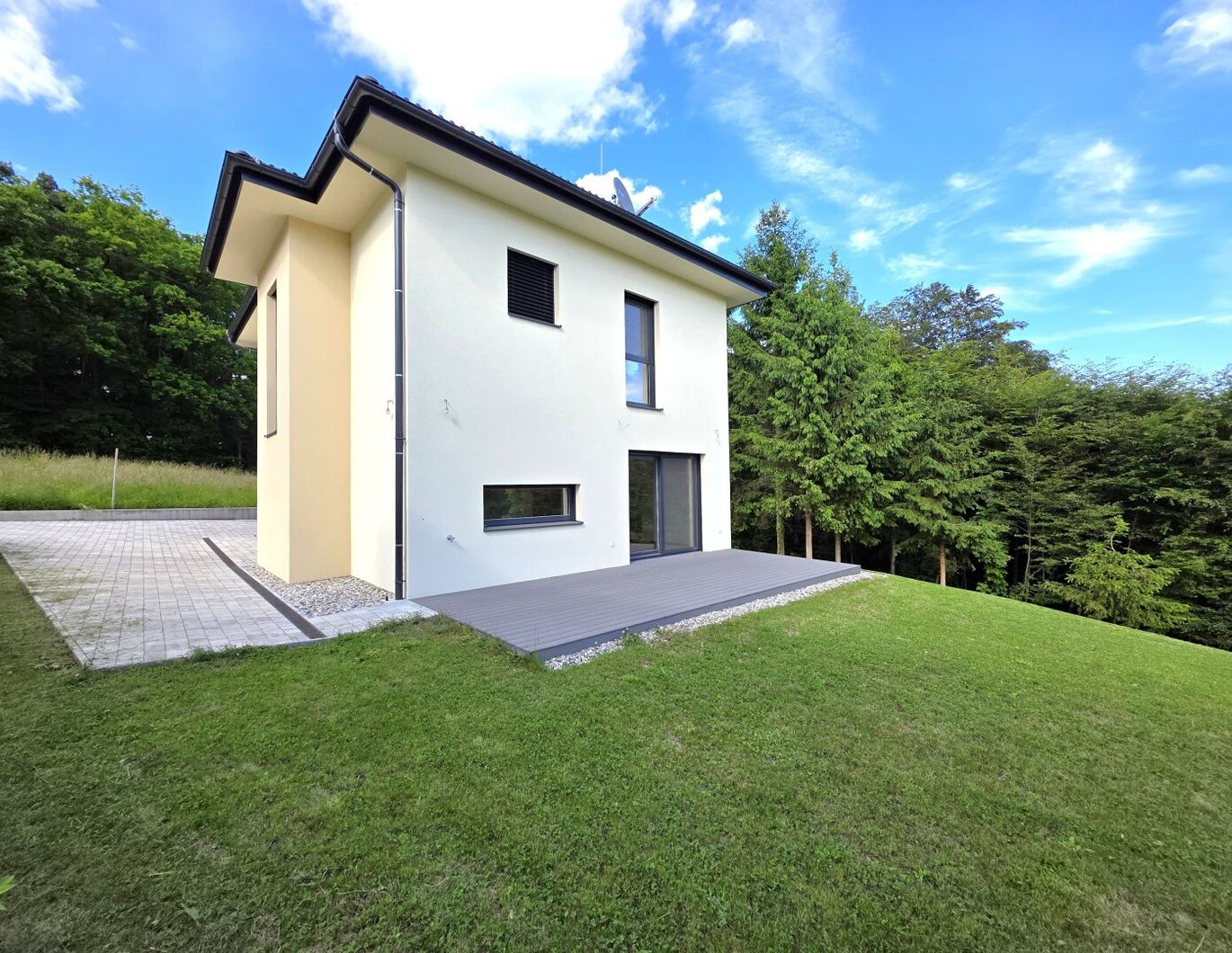 NEUBAU Ziegelmassivhaus mit Top Ausstattung!