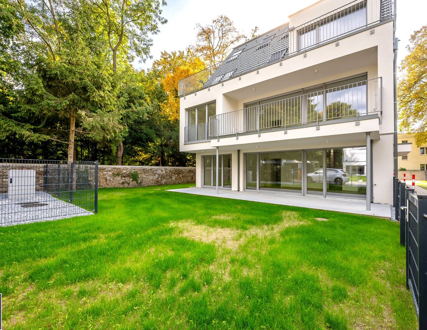 Exklusive Gartenwohnung: 3 Zimmer Erstbezug im Projekt Villa Mauerbach2 - bezugsfertig!