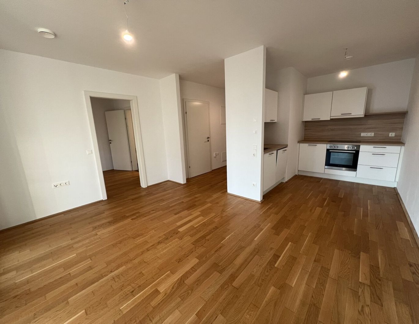 Neuwertige 2-Zimmer-Wohnung mit Loggia in Linz