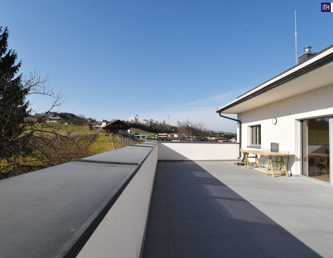 Majestätisches Penthouse in den Weinbergen - Ein exklusives Refugium mit unvergleichlichem Panorama - in 8113 Sankt Bartholomä!