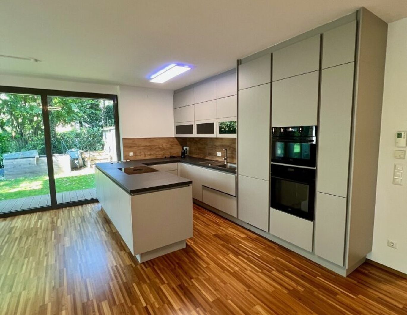 Ruhige 3-Zi.-Gartenwohnung- 5 Gehminuten zum See