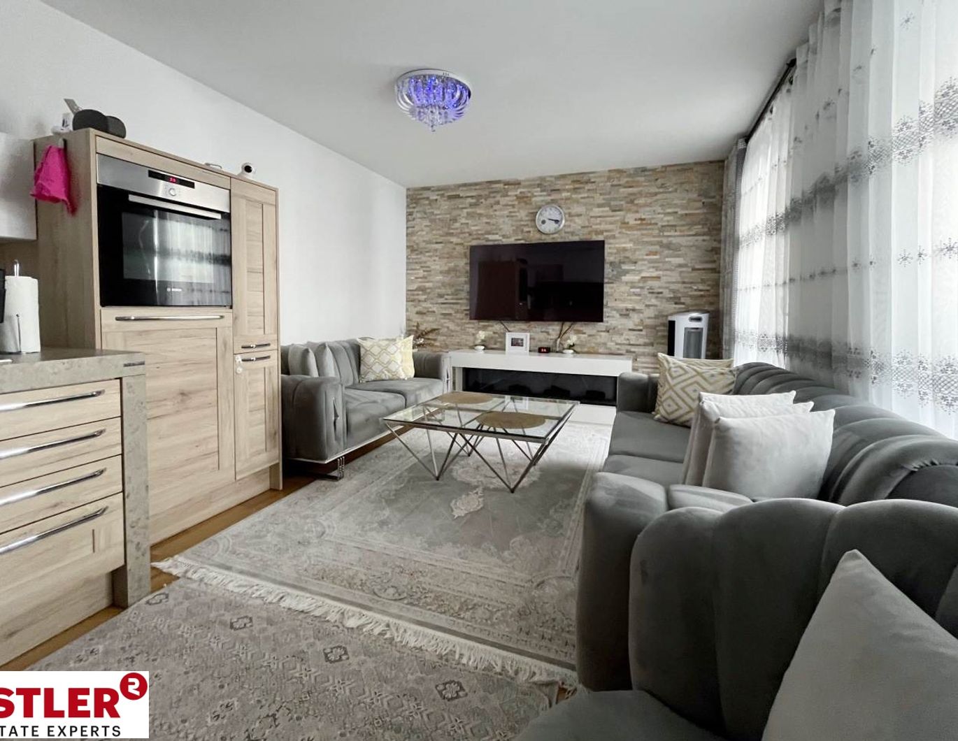 Eigennutzer oder Anleger? Perfekte 3 Zimmerwohnung mit Loggia